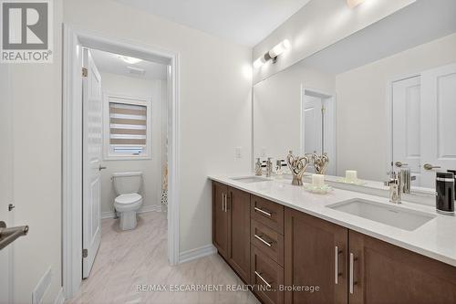 67 Starfire Crescent, Hamilton, ON - Indoor Photo Showing Bathroom