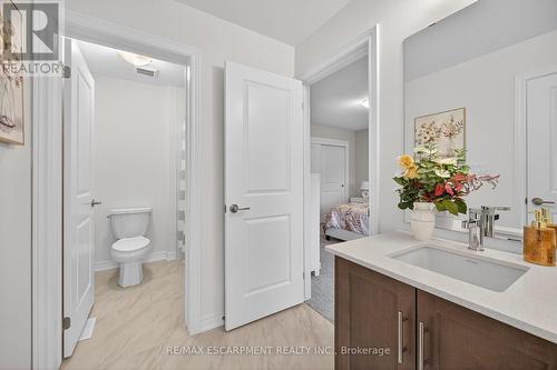 67 Starfire Crescent, Hamilton, ON - Indoor Photo Showing Bathroom