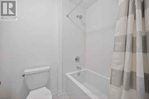67 Starfire Crescent, Hamilton, ON - Indoor Photo Showing Bathroom
