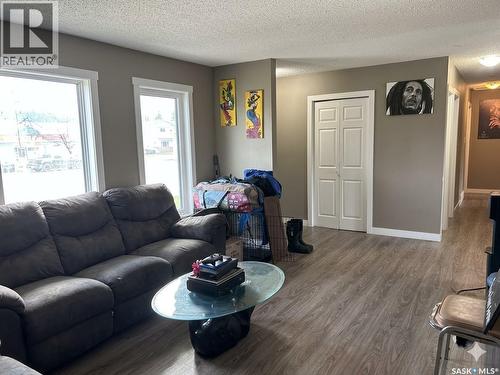 204 Railway Avenue W, Shellbrook, SK - Indoor Photo Showing Living Room