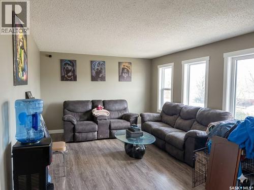 204 Railway Avenue W, Shellbrook, SK - Indoor Photo Showing Living Room