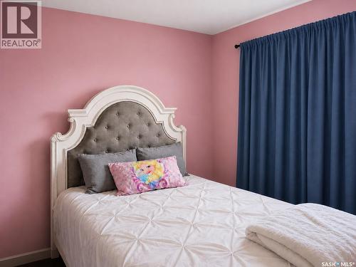 204 Railway Avenue W, Shellbrook, SK - Indoor Photo Showing Bedroom