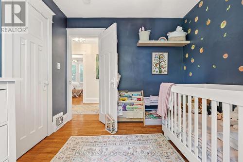 92 Province Street, Hamilton, ON - Indoor Photo Showing Bedroom