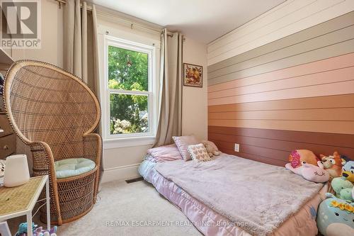 92 Province Street, Hamilton, ON - Indoor Photo Showing Bedroom