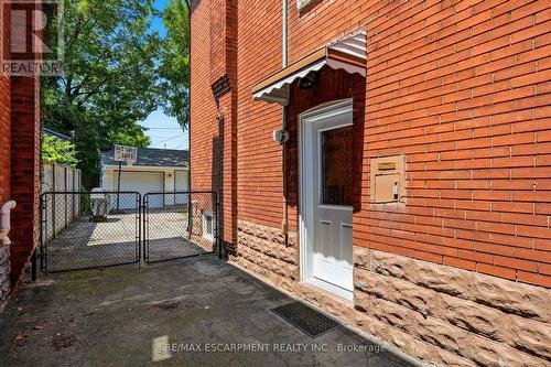 92 Province Street, Hamilton, ON - Outdoor With Exterior