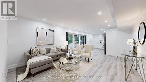 60 Kleins Ridge, Vaughan, ON - Indoor Photo Showing Bathroom