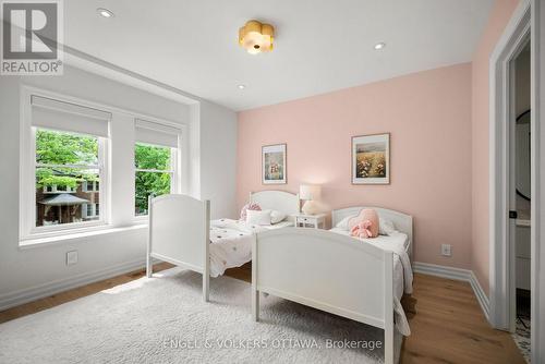 31 Woodlawn Avenue, Ottawa, ON - Indoor Photo Showing Bedroom