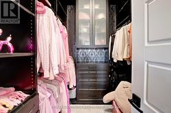 Custom closet built-ins - 