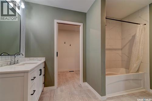 17 Longman Drive, Longlaketon Rm No. 219, SK - Indoor Photo Showing Bathroom
