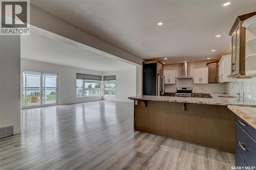 17 Longman Drive, Longlaketon Rm No. 219, SK - Indoor Photo Showing Kitchen With Upgraded Kitchen
