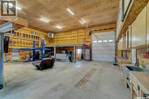 17 Longman Drive, Longlaketon Rm No. 219, SK - Indoor Photo Showing Garage
