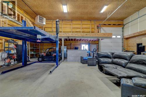 17 Longman Drive, Longlaketon Rm No. 219, SK - Indoor Photo Showing Garage