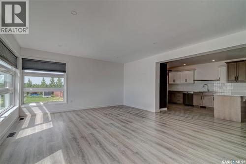 17 Longman Drive, Longlaketon Rm No. 219, SK - Indoor Photo Showing Kitchen