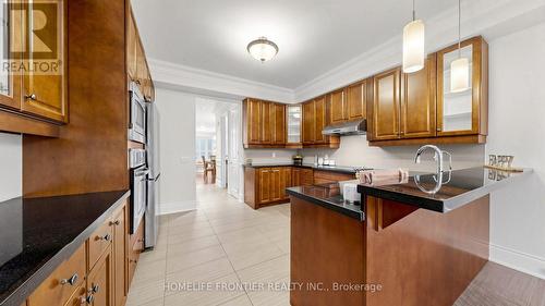 30 Clairtrell Road, Toronto, ON - Indoor Photo Showing Kitchen