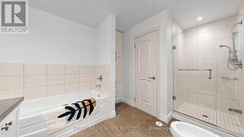 30 Clairtrell Road, Toronto, ON - Indoor Photo Showing Bathroom