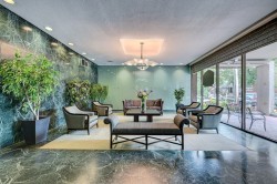 706-5150 Av. MacDonald  Côte-Saint-Luc, QC H3X 2V8