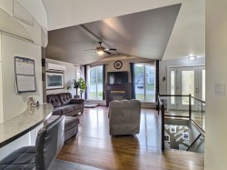 Salon - 