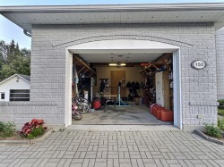 Garage - 