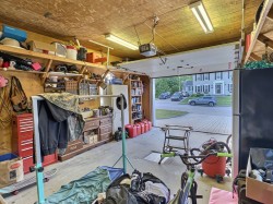 Garage - 