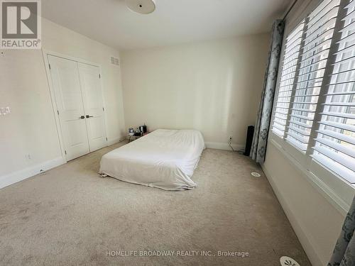 Th7 - 392 Highway 7 E, Richmond Hill, ON - Indoor Photo Showing Bedroom
