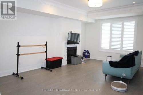 Th7 - 392 Highway 7 E, Richmond Hill, ON - Indoor