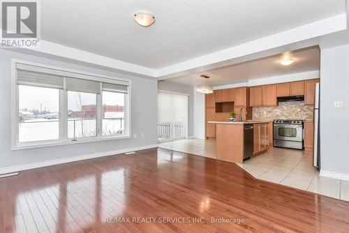 48 Fletcher Circle, Cambridge, ON - Indoor Photo Showing Kitchen