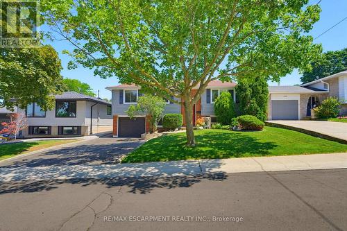 164 Hanover Place, Hamilton, ON - Outdoor With Facade