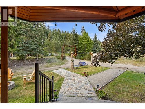 10737 Highway 33 E, Kelowna, BC - Outdoor