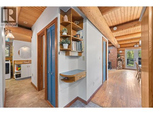 10737 Highway 33 E, Kelowna, BC - Indoor Photo Showing Other Room