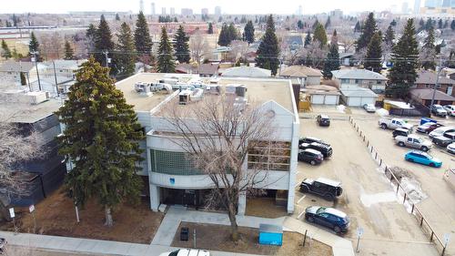 10415 Princess Elizabeth Ave, Edmonton, AB 