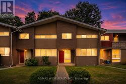 3226 - 3226 THE CREDIT WOODLANDS  Mississauga, ON L5C 2J6