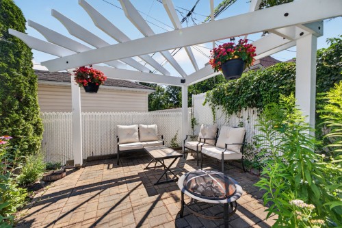 Cour - 4 Rue Du Héron-Bleu, Châteauguay, QC - Outdoor With Deck Patio Veranda