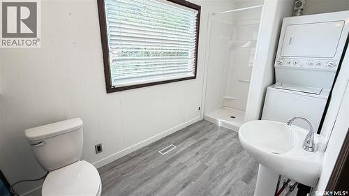 320 Aspen Street, Maple Creek, SK - Indoor