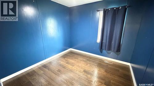 320 Aspen Street, Maple Creek, SK - Indoor Photo Showing Other Room