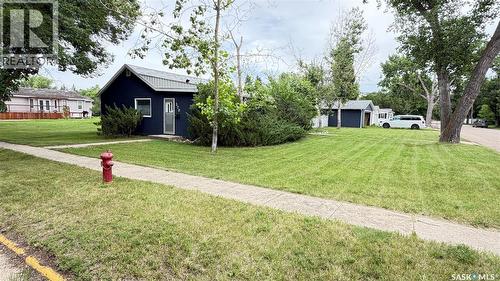 320 Aspen Street, Maple Creek, SK - Outdoor