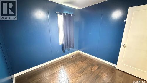 320 Aspen Street, Maple Creek, SK - Indoor Photo Showing Other Room