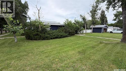 320 Aspen Street, Maple Creek, SK - Outdoor