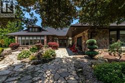 3 Pine Crest ROAD Chatham, ON N7M 4H4