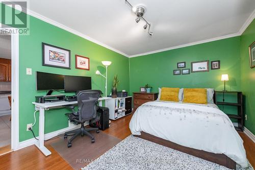 53 Louisa Street, Ottawa, ON - Indoor Photo Showing Bedroom