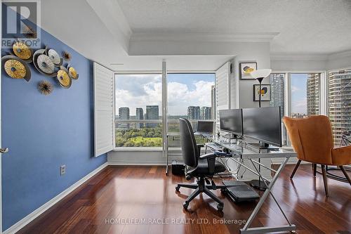 2603 - 2269 Lakeshore Boulevard W, Toronto, ON - Indoor Photo Showing Office