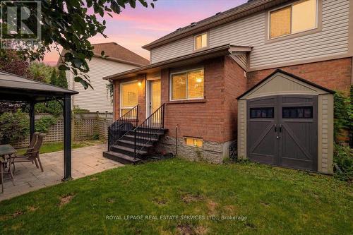 5185 Bunton Crescent, Burlington, ON - Outdoor