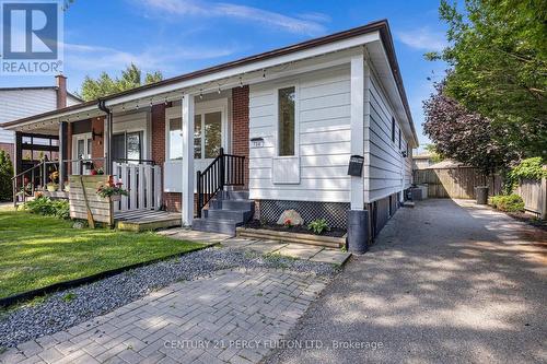 714 LUBLIN AVENUE  Pickering, ON L1W 1Z2