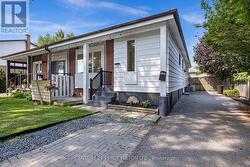 714 LUBLIN AVENUE Pickering, ON L1W 1Z2