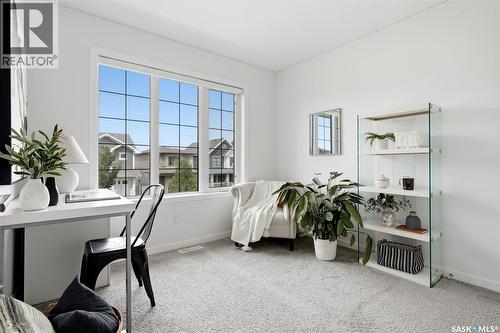 5121 Buckingham Drive E, Regina, SK - Indoor