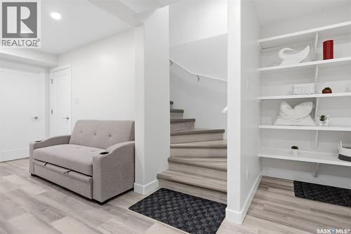 5121 Buckingham Drive E, Regina, SK - Indoor