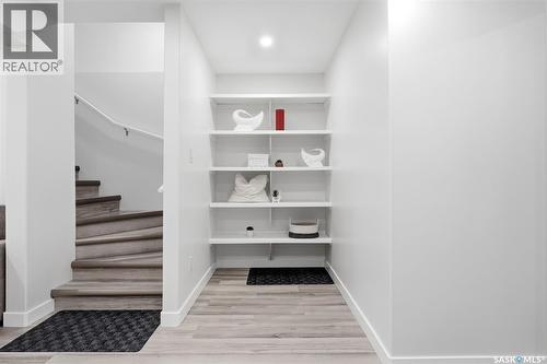5121 Buckingham Drive E, Regina, SK - Indoor