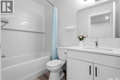 5121 Buckingham Drive E, Regina, SK - Indoor Photo Showing Bathroom