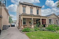 2 - 87 COLBOURNE STREET Hamilton, ON L8R 2G6