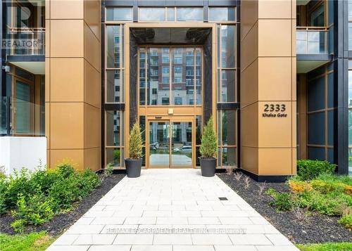 811 - 2333 KHALSA GATE  Oakville, ON L6M 0X7