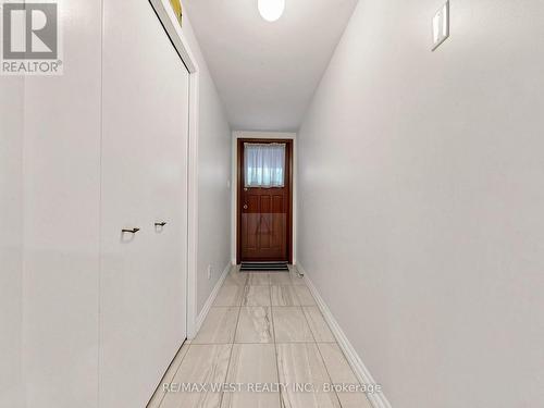 41 Burnview Crescent, Toronto, ON - Indoor Photo Showing Other Room